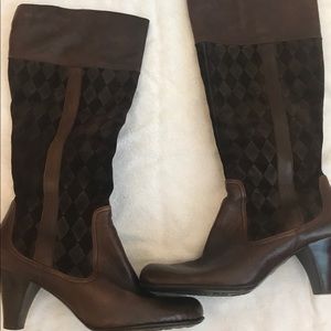 Born Leather and Suede boots size 11